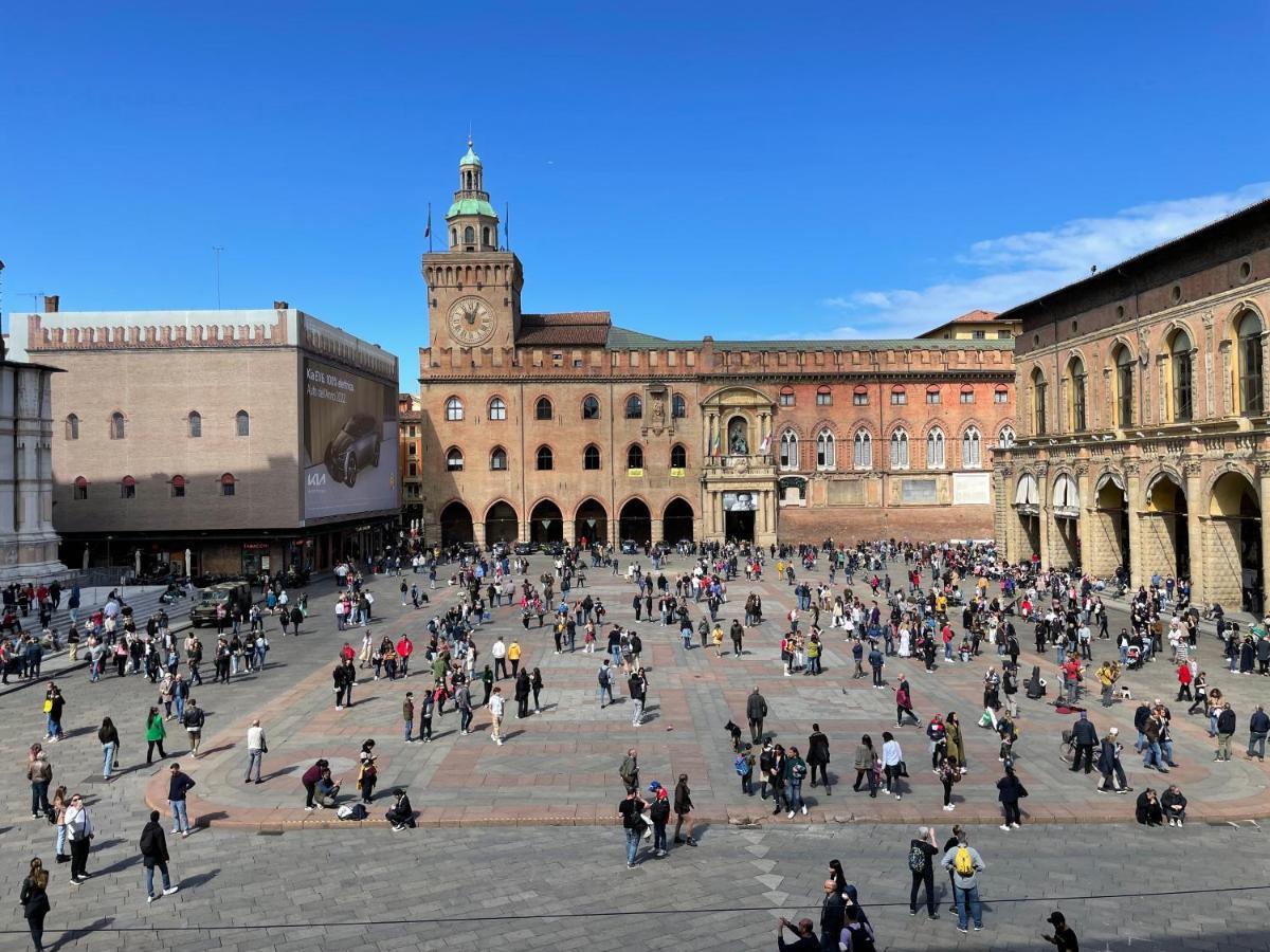 Urbanicooh Paracelso - Piazza Maggiore View Болоня Екстериор снимка
